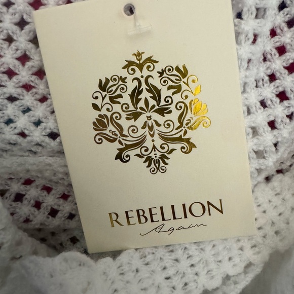 Rebellion Crochet Floral Crop Tank Top nwt sz large - Picture 4 of 5